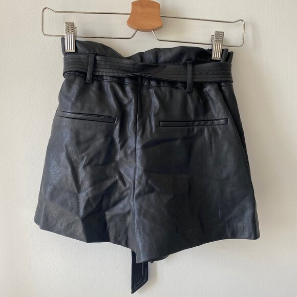 Zara Faux Leather Shorts With Belt - Picture 2 of 8